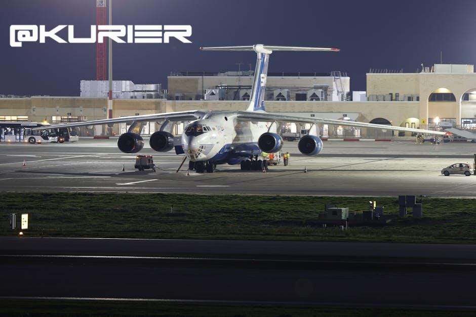 Авиаперевозки грузов в России сократились на 8% за семь месяцев