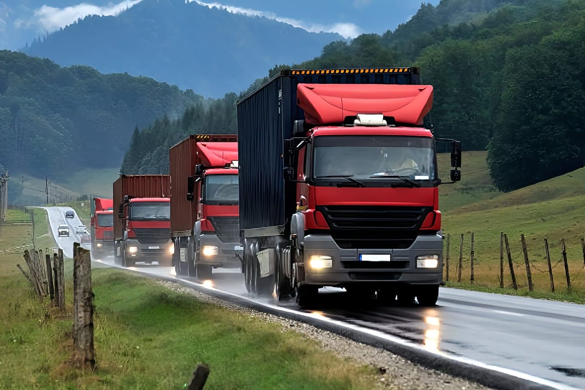 Автоперевозки из Китая подорожали на $2,5 тыс за месяц